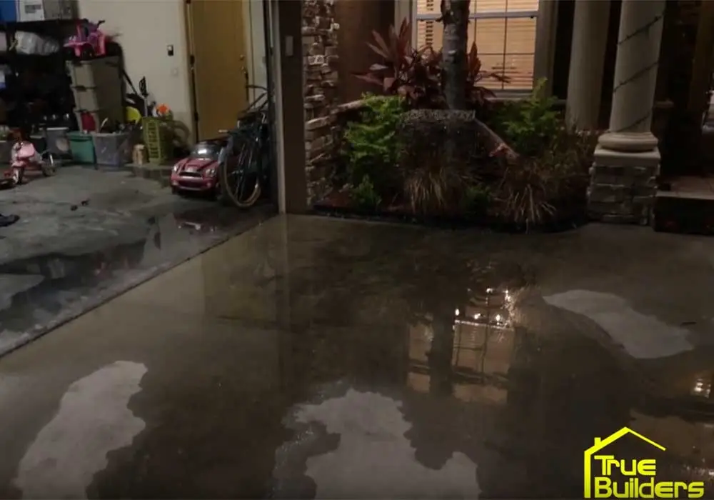 Water damage cleanup in Lakeland, FL by True Builders
